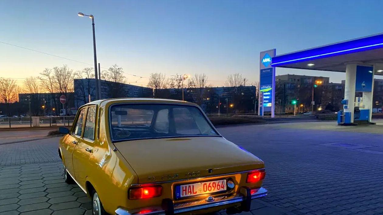 Cât costă o Dacia 1300, cu peste 1.000.000 de kilometri la bord, din anul 1975