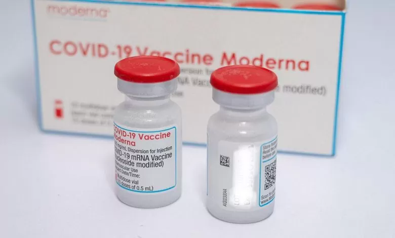 Directorul Moderna Vaccinurile actuale nu se potrivesc cu varianta Omicron
